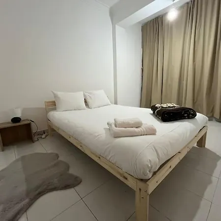 In A Shared Flat Apartman *