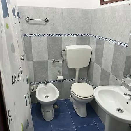 In A Shared Flat Apartman